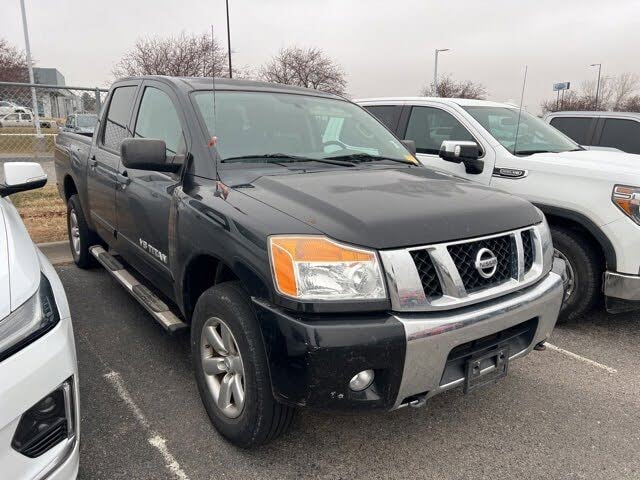 2012 Nissan Titan SV Crew Cab 4WD
