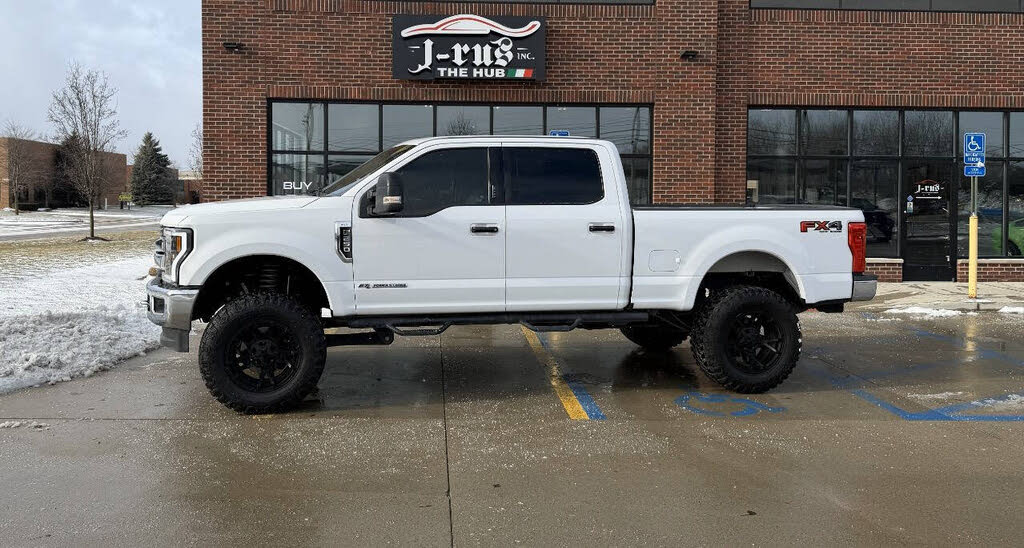 2017 Ford F-250 Super Duty XLT Crew Cab 4WD