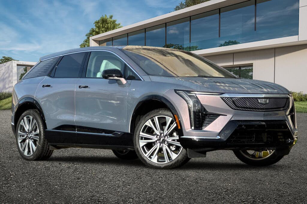 2026 Cadillac OPTIQ Premium Luxury AWD