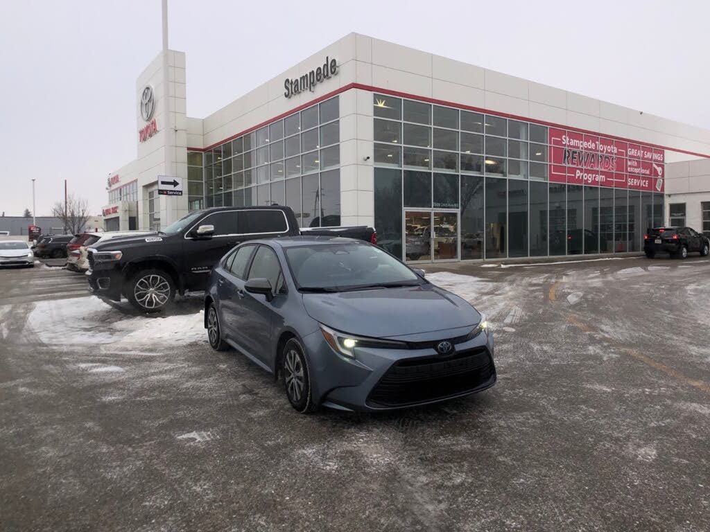 Toyota Corolla LE FWD 2024