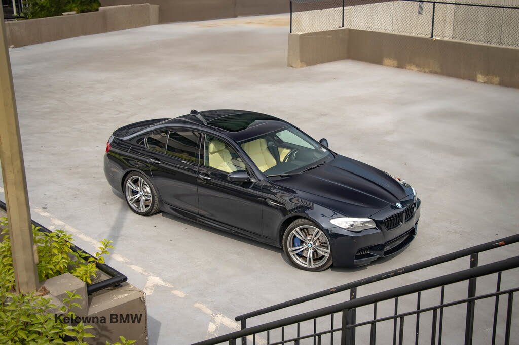 2013 BMW M5 RWD