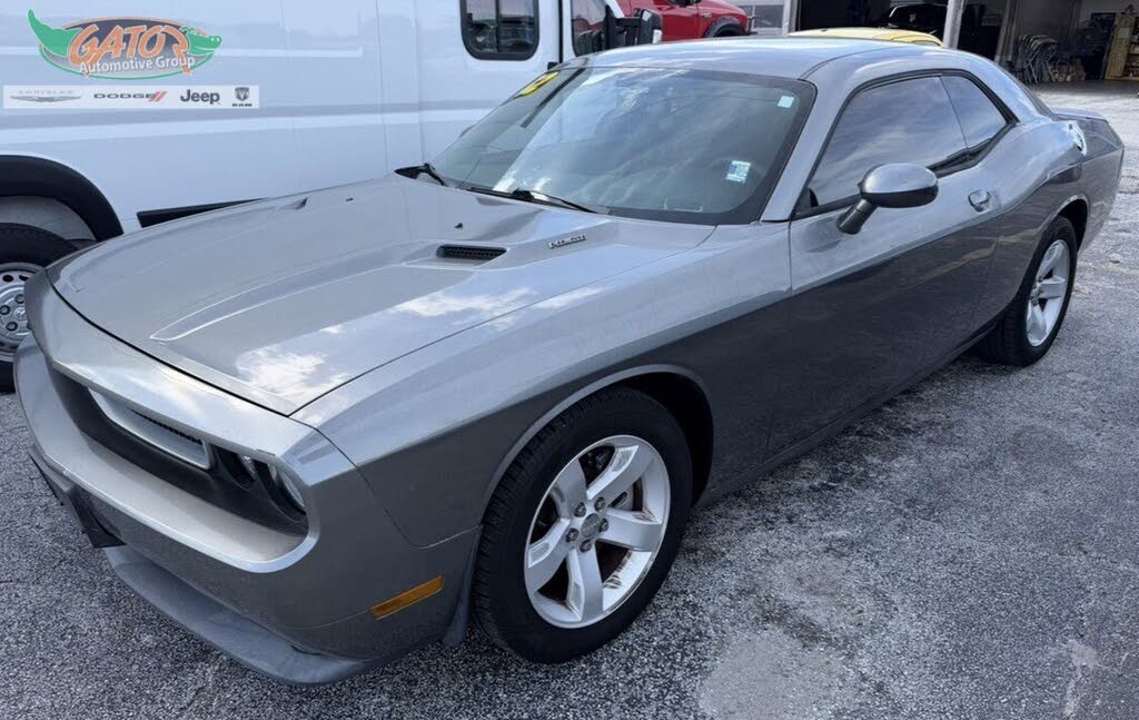 2012 Dodge Challenger R/T RWD