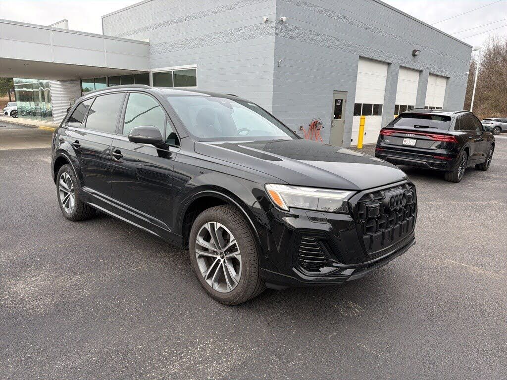 2025 Audi Q7 quattro Premium Plus 45 TFSI