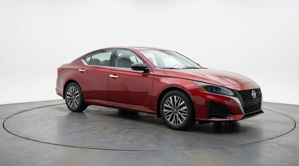 2025 Nissan Altima 2.5 SV FWD