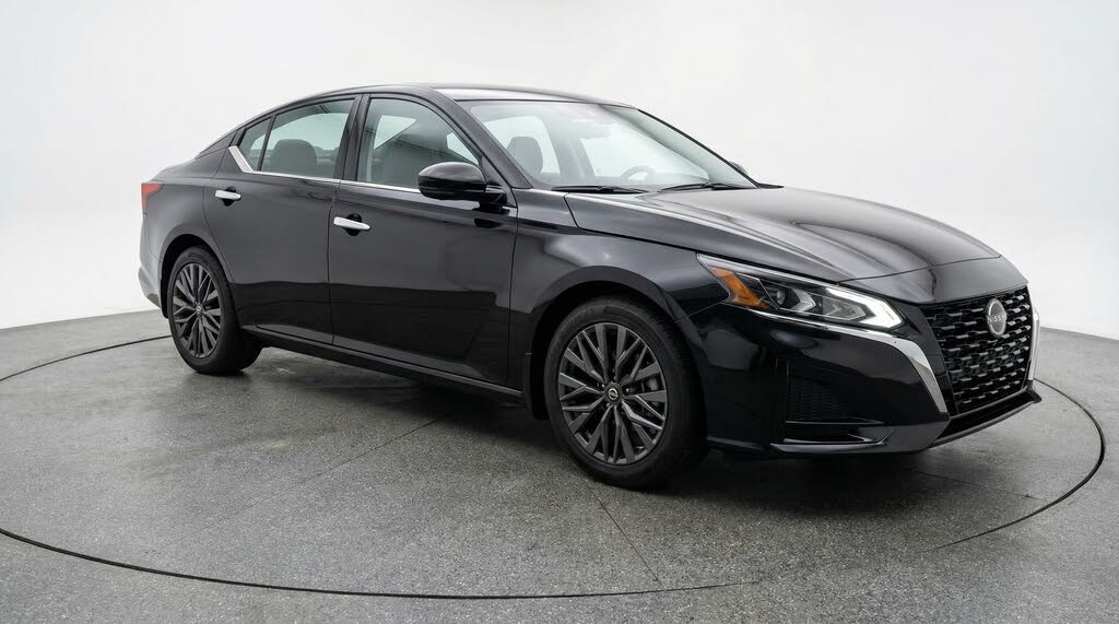 2025 Nissan Altima 2.5 SV FWD