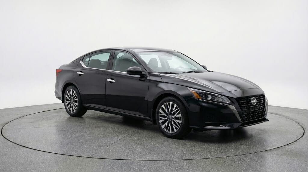 2025 Nissan Altima 2.5 SV FWD