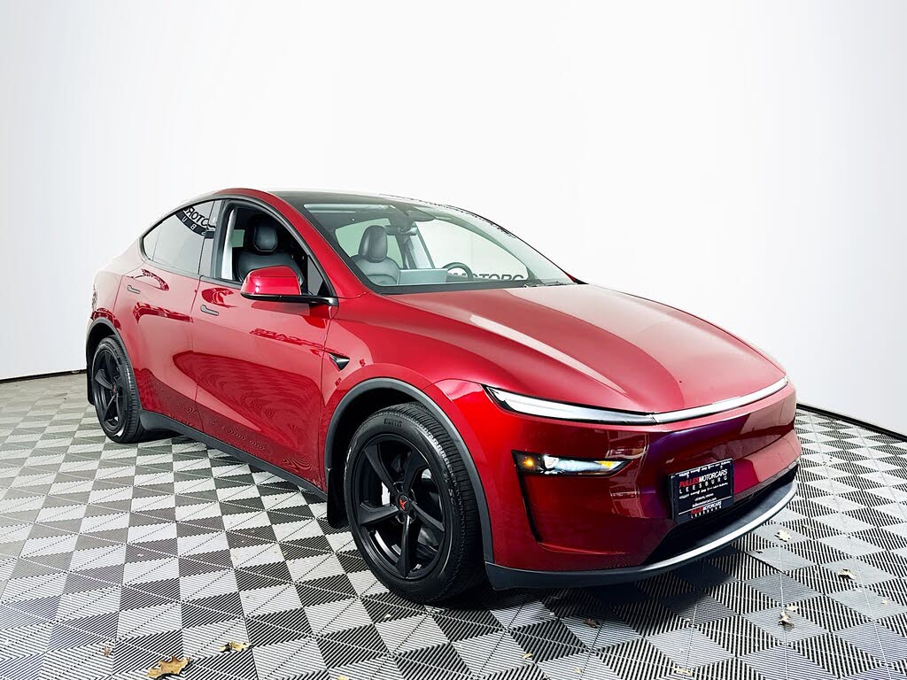 2026 Tesla Model Y Long Range AWD