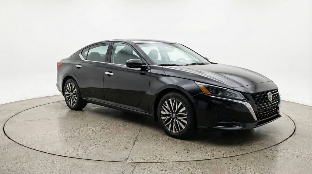 2025 Nissan Altima 2.5 SV FWD