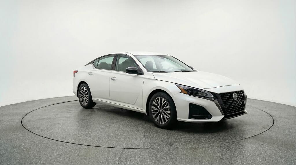 2025 Nissan Altima 2.5 SV FWD