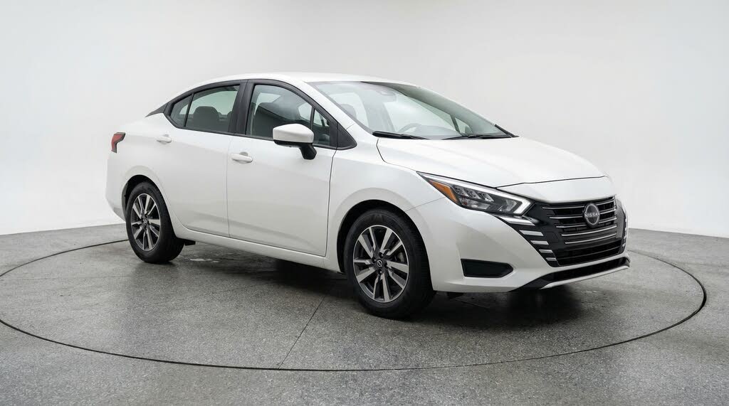 2025 Nissan Versa SV FWD