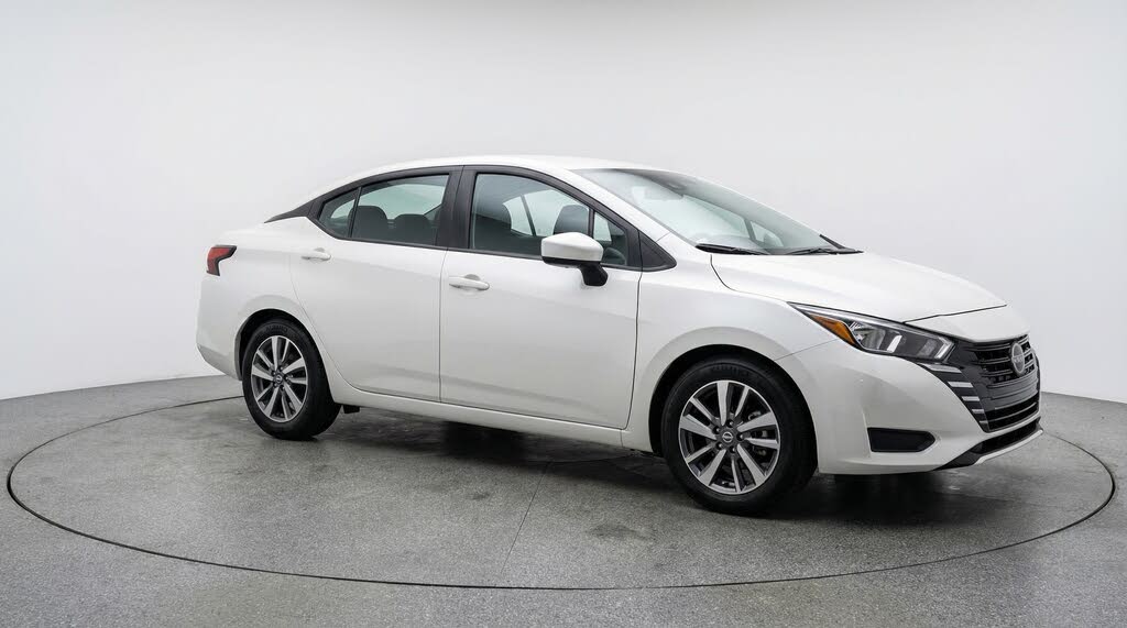 2025 Nissan Versa SV FWD