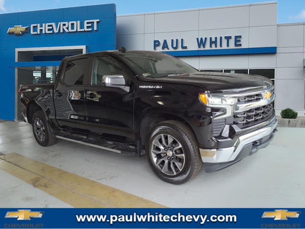 2022 Chevrolet Silverado 1500 LT Crew Cab 4WD