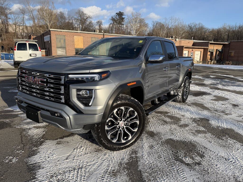 2025 GMC Canyon Denali Crew Cab 4WD