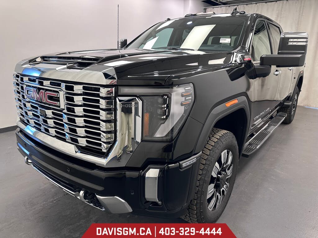 2025 GMC Sierra 3500HD Denali Crew Cab 4WD