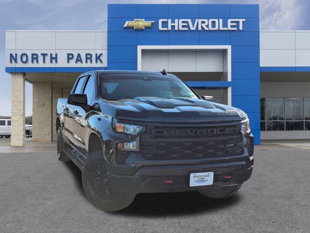 2024 Chevrolet Silverado 1500 Custom Trail Boss Crew Cab 4WD