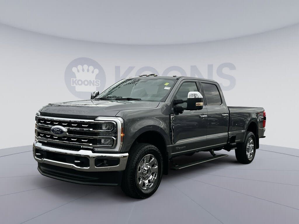 2024 Ford F-350 Super Duty Lariat Crew Cab 4WD