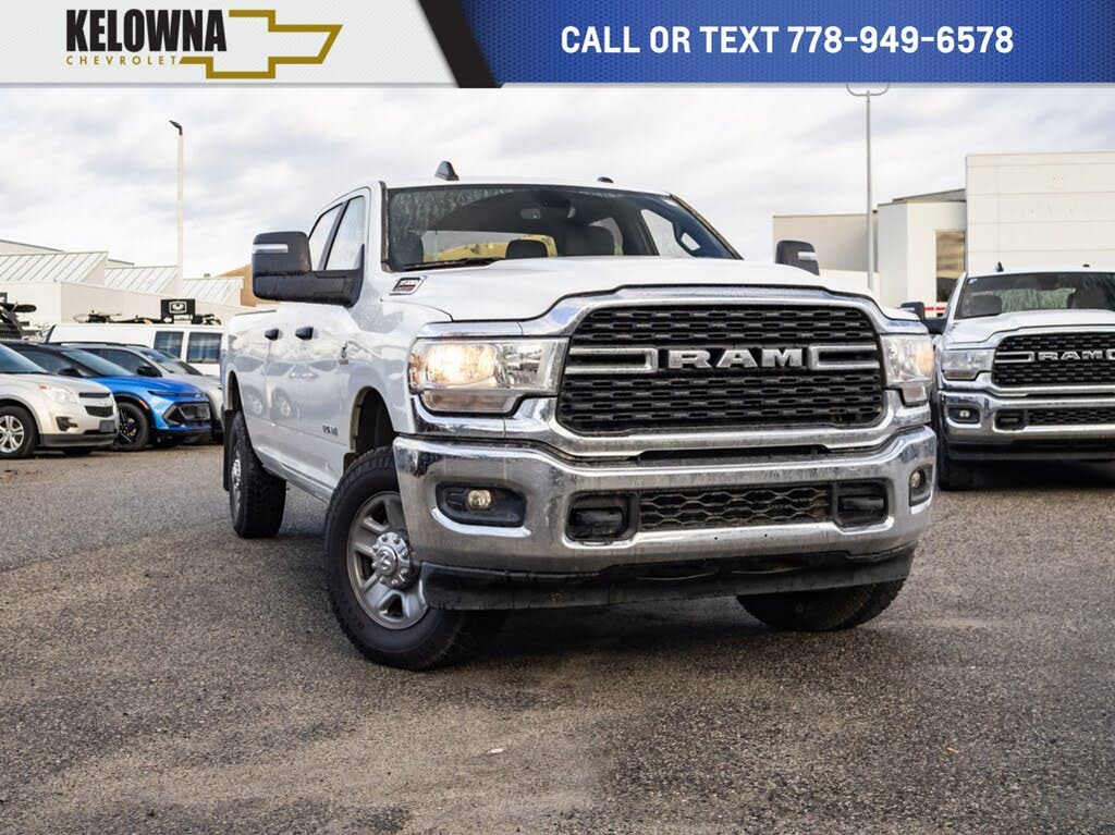 2024 RAM 3500 Big Horn Crew Cab LB 4WD