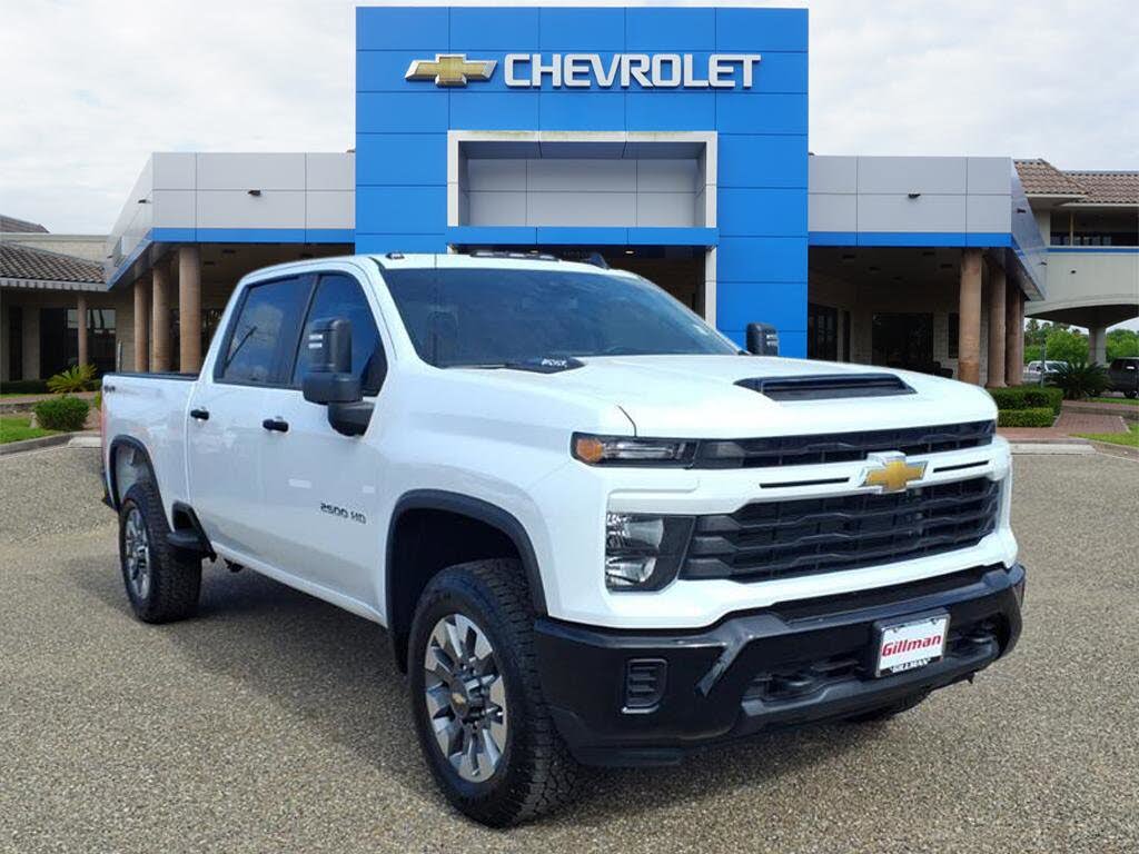 2026 Chevrolet Silverado 2500HD Custom Crew Cab 4WD