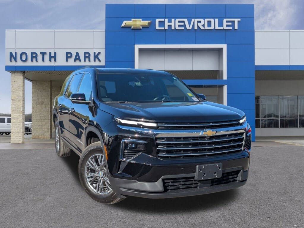 2026 Chevrolet Traverse LT FWD