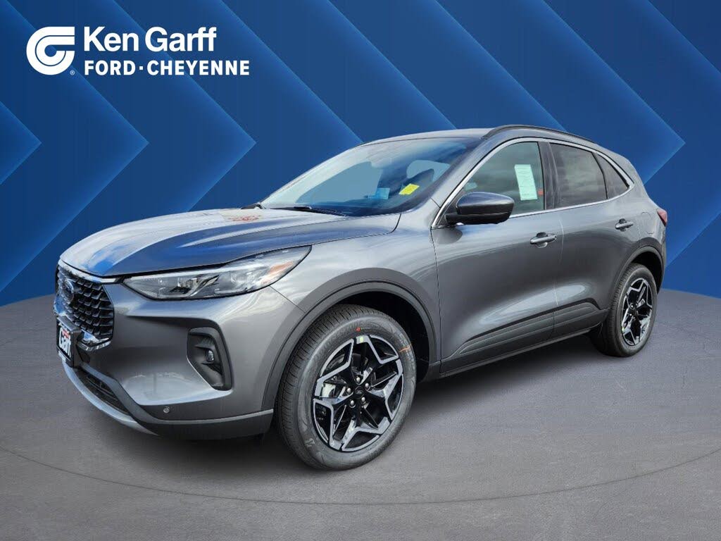 2026 Ford Escape Platinum AWD