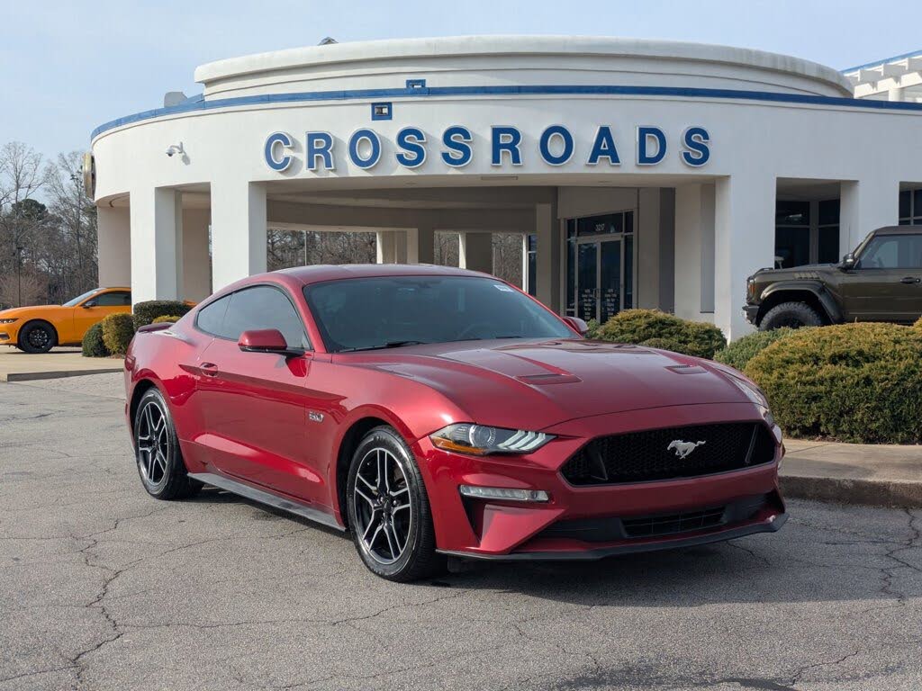 2018 Ford Mustang GT Premium Coupe RWD