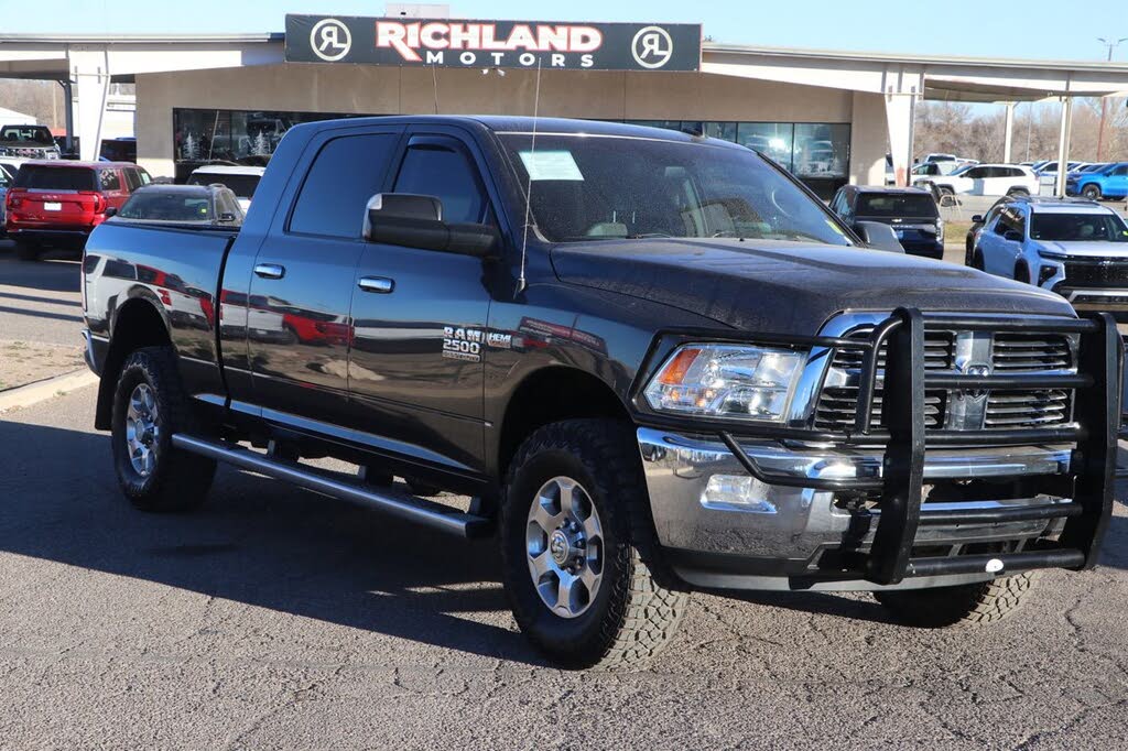 2018 RAM 2500 Big Horn Mega Cab 4WD
