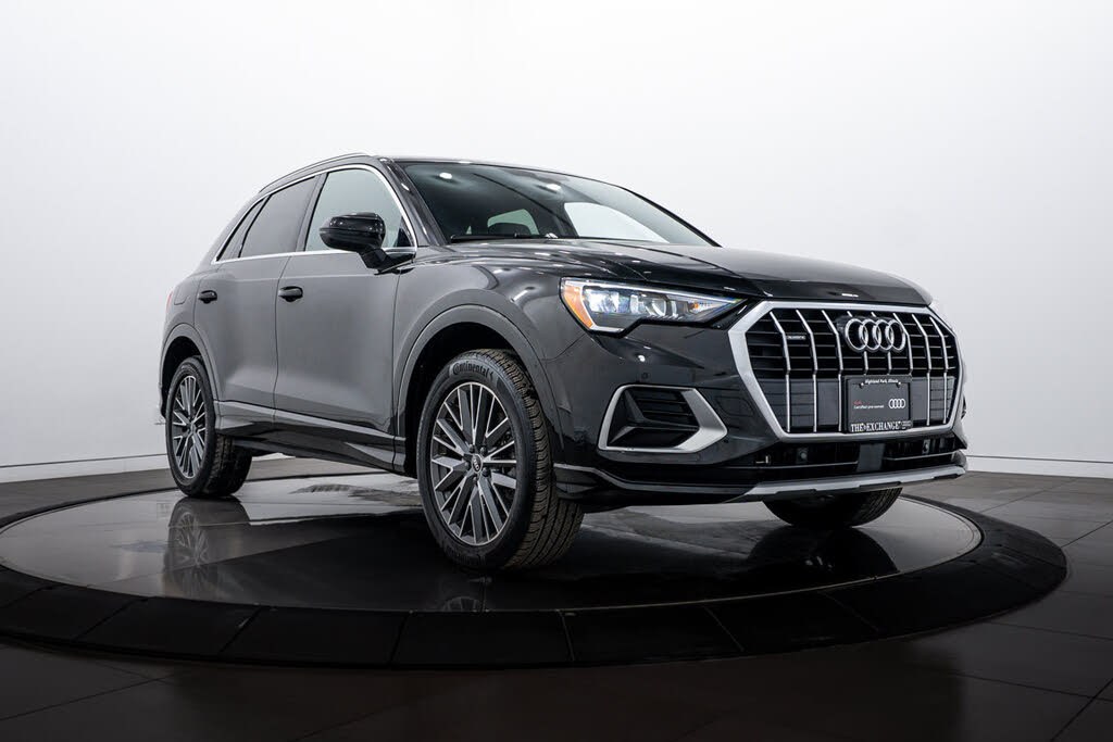 2022 Audi Q3 quattro Premium 40 TFSI