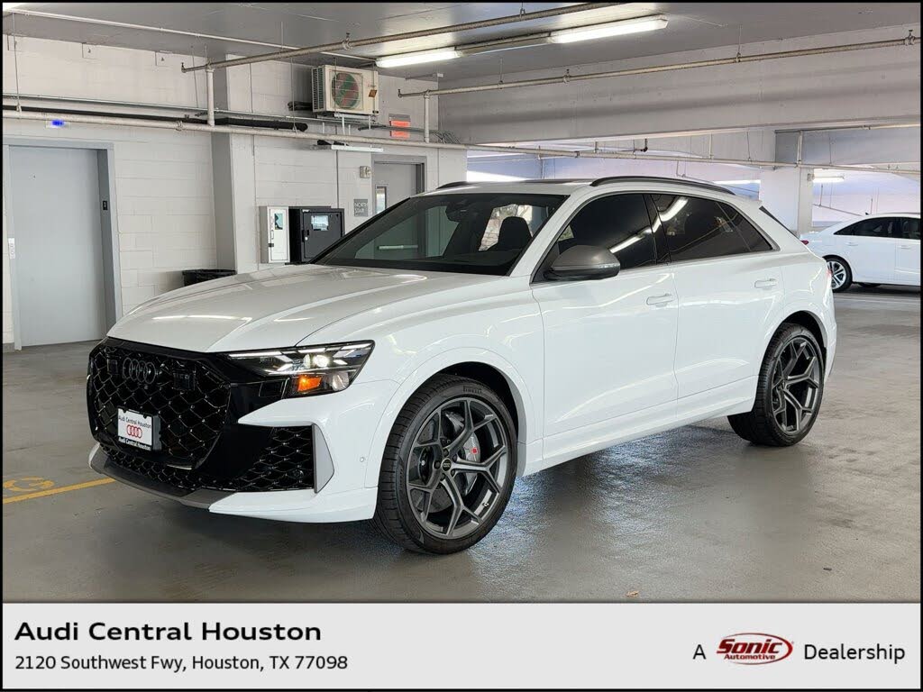 2025 Audi RS Q8 4.0T quattro Performance