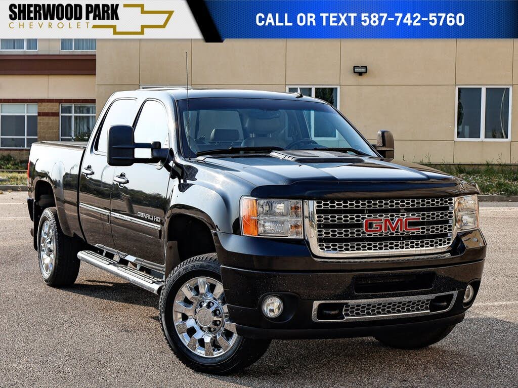 2011 GMC Sierra 2500HD Denali Crew Cab 4WD