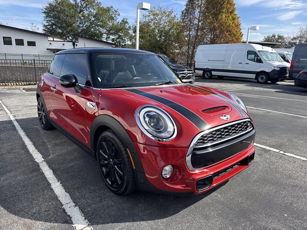 2018 MINI Cooper S 2-Door Hatchback FWD