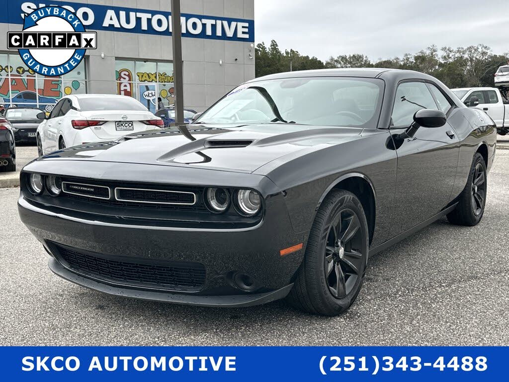 2019 Dodge Challenger SXT RWD
