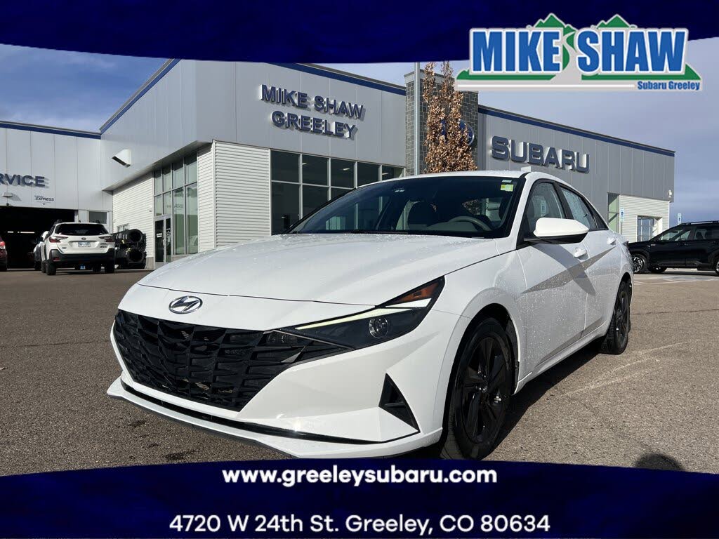 2023 Hyundai Elantra SEL FWD