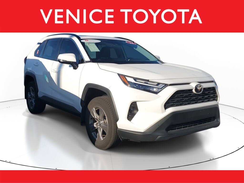2024 Toyota RAV4 XLE FWD