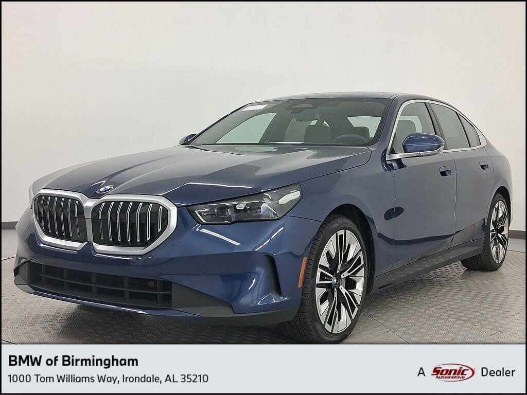 2025 BMW 5 Series 530i RWD