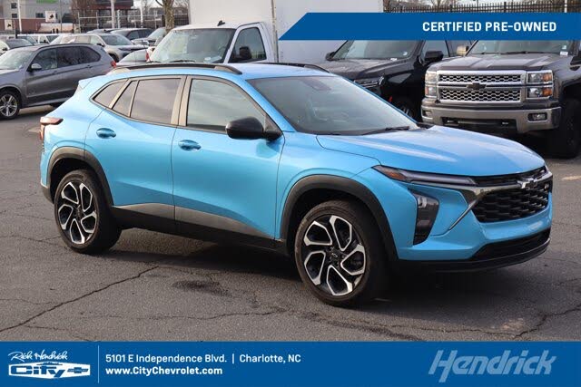 2025 Chevrolet Trax RS with 2RS FWD