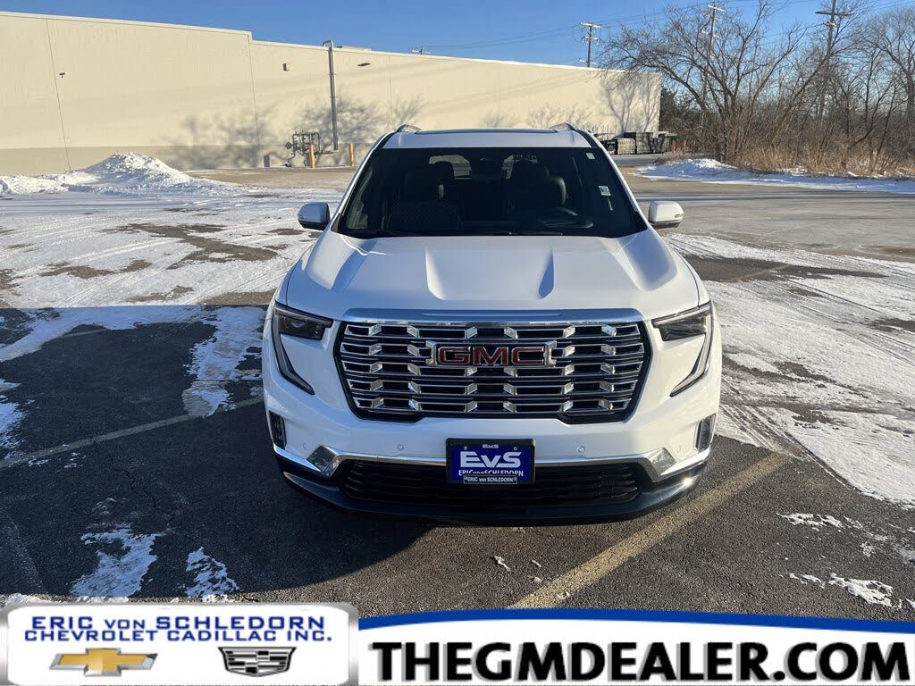 2025 GMC Acadia Denali AWD