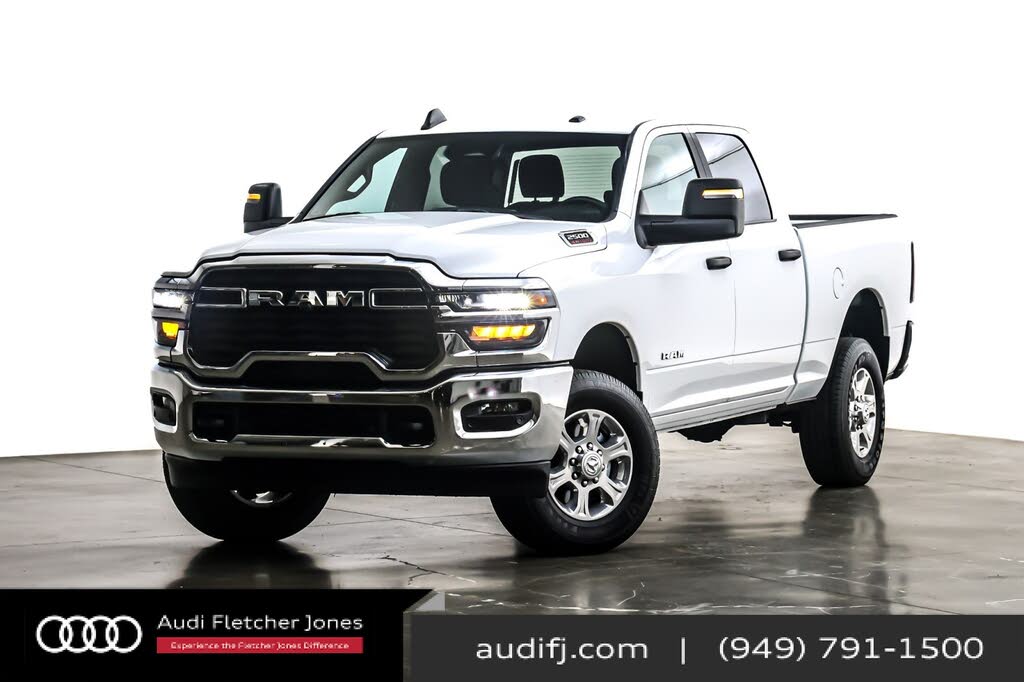 2025 RAM 2500 Big Horn Crew Cab 4WD