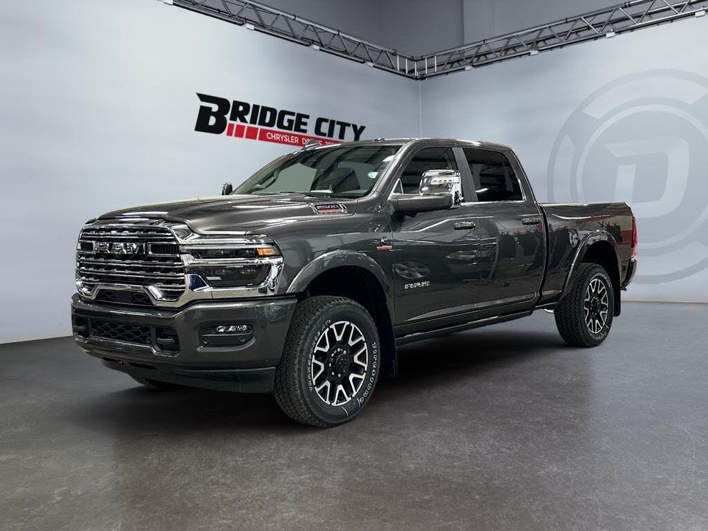2025 RAM 2500 Limited Crew Cab 4WD