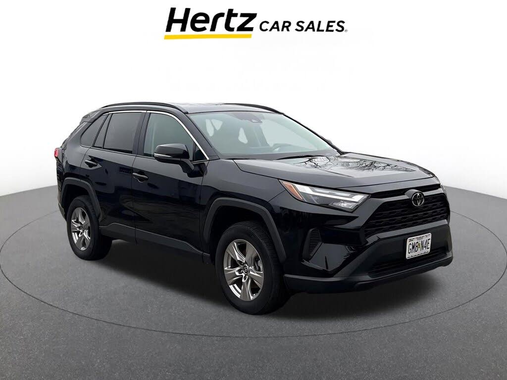 2025 Toyota RAV4 XLE FWD