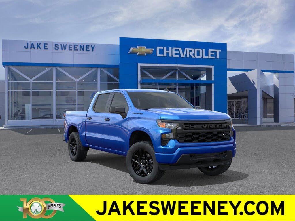 2026 Chevrolet Silverado 1500 Custom Crew Cab 4WD