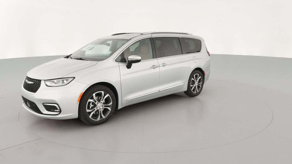 2026 Chrysler Pacifica Pinnacle FWD