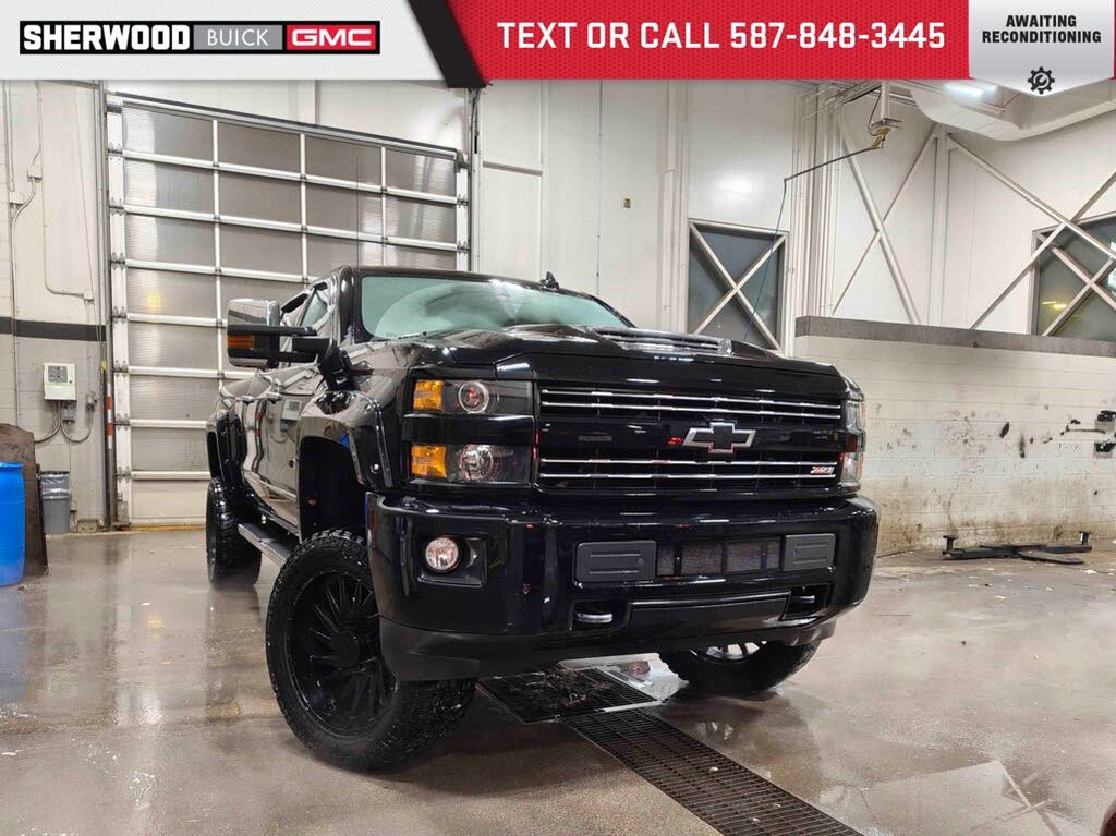 2018 Chevrolet Silverado 3500HD LTZ Crew Cab 4WD
