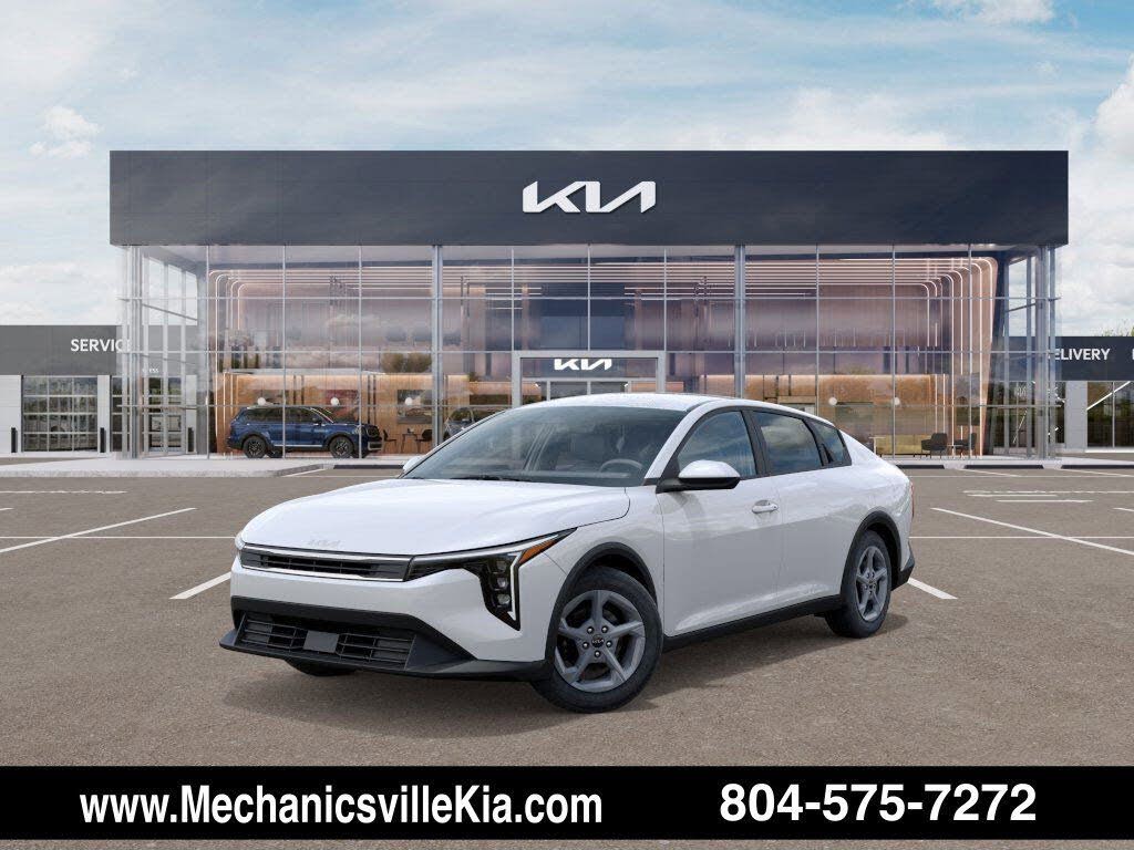 2025 Kia K4 LXS FWD