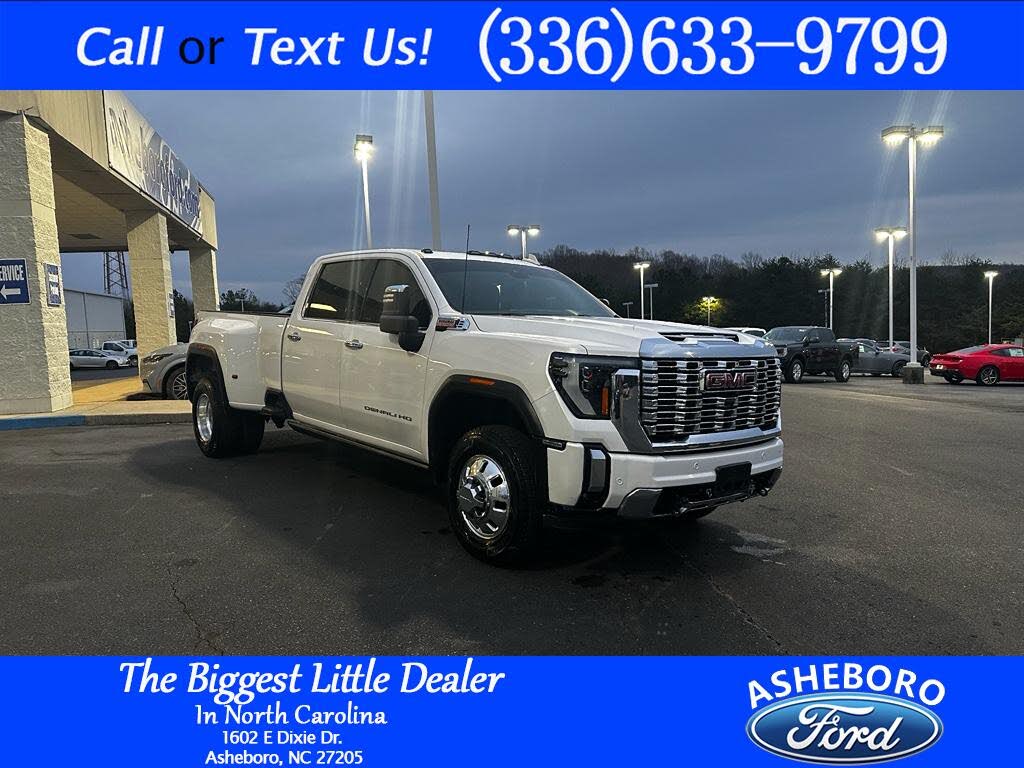 2024 GMC Sierra 3500HD Denali Crew Cab 4WD