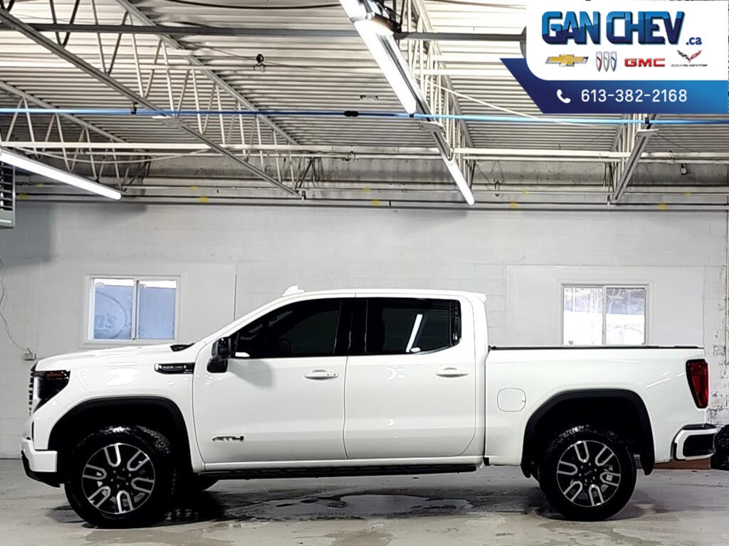 2024 GMC Sierra 1500 AT4 Crew Cab 4WD