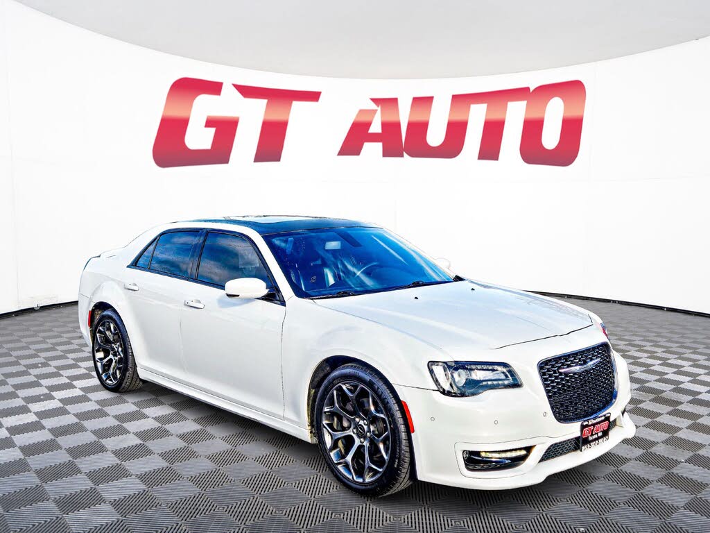 2018 Chrysler 300 S RWD