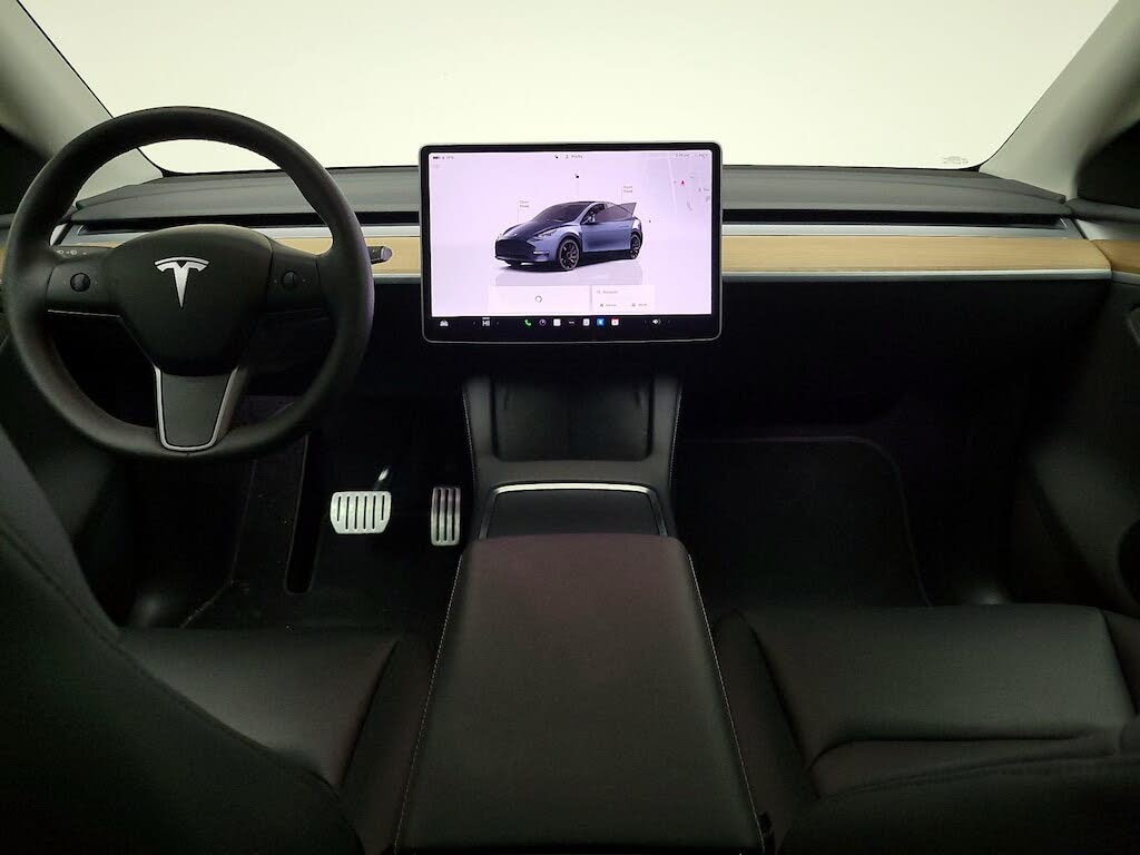 2025 Tesla Model Y Performance AWD