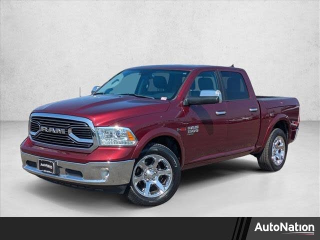 2019 RAM 1500 Classic Laramie Crew Cab 4WD