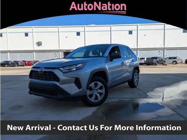 2024 Toyota RAV4 LE FWD