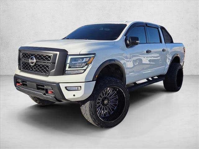 2021 Nissan Titan PRO-4X Crew Cab 4WD